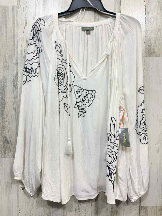 NWT STYLE & CO Tops Size 3X WHT/BLACK Floral PUFF SLEEVES Blouse