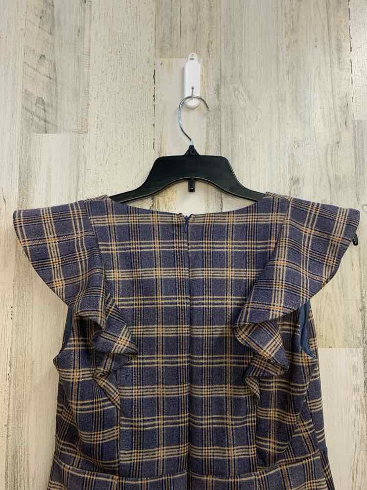 PRE-OWNED ALTER'D STATE Tops Size M BLUE/TAN Plaid SLEEVELESS TOP/TUNIC STYLE