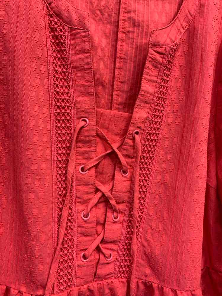 PRE-OWNED LANE BRYANT PLUS SIZES Size 16 CORAL TEXTURED LACE UP BIB Blouse