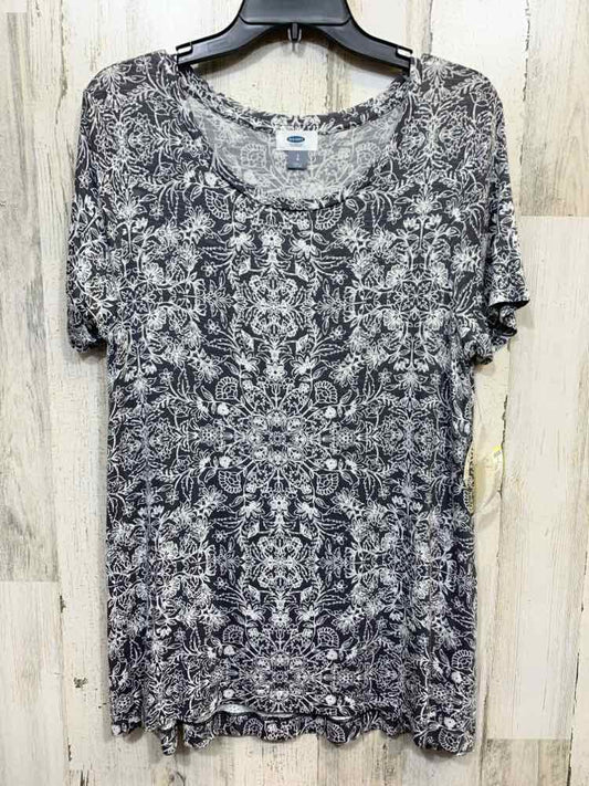 NWT OLD NAVY/SCROLL PRINT JERSEY KNIT SCOOP NECK SHORT-SLEEVE TEE