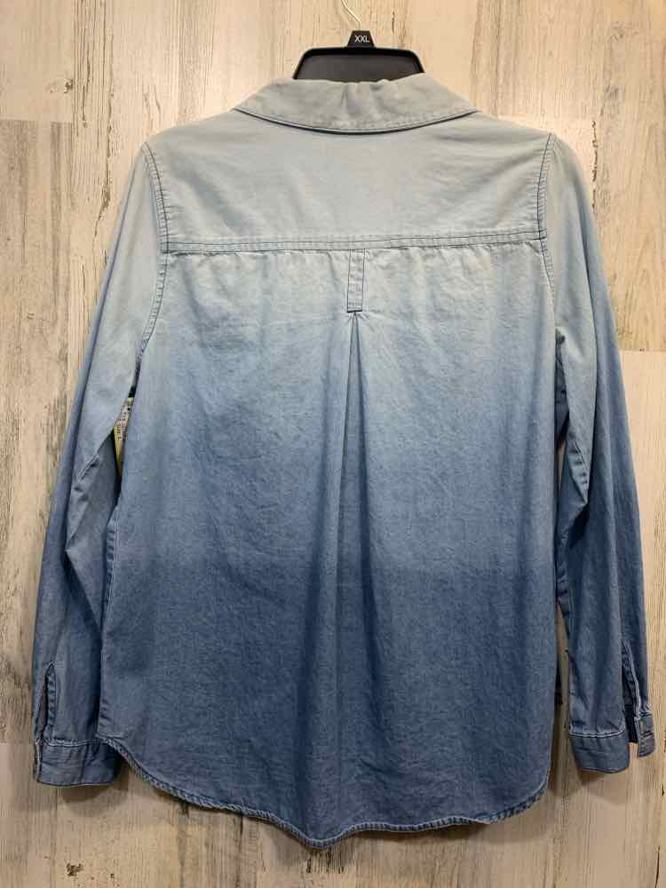 PRE-OWNED WESTBOUND Tops Size L Denim OMBRE BUTTON UP Blouse/LONG SLEEVE OMBRE D