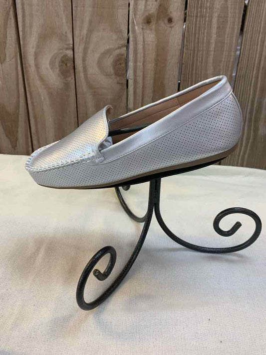 NWT JOURNEE COLLECTION SHOES 8.5 Silver LOAFER Shoes