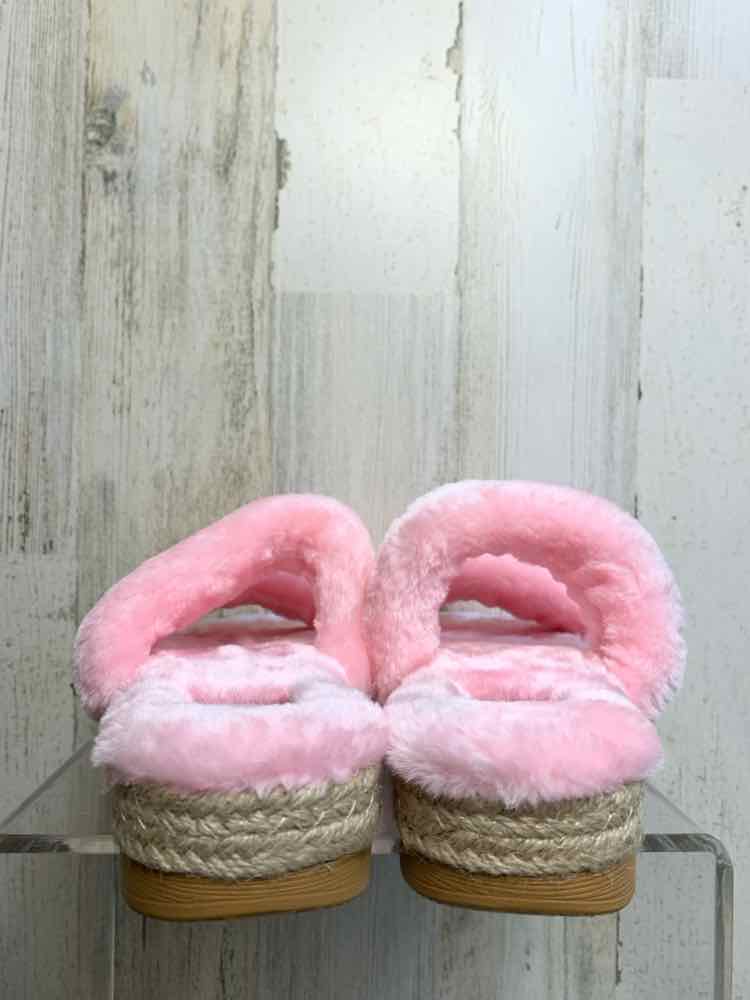 NWT SHOES 9 Pink Shoes/2 STRAP FLUFFY SLIPPRERS