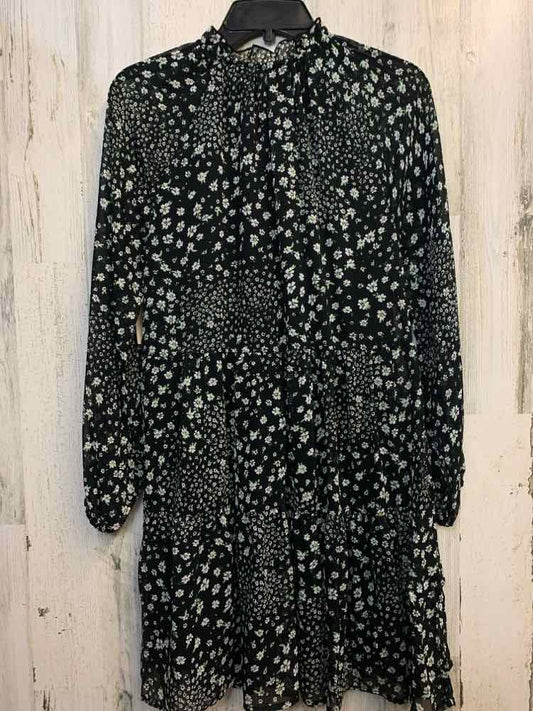 THIS & THAT Dresses and Skirts Size S BLK/WHT/YEL DAISIES LONG SLEEVES Dress