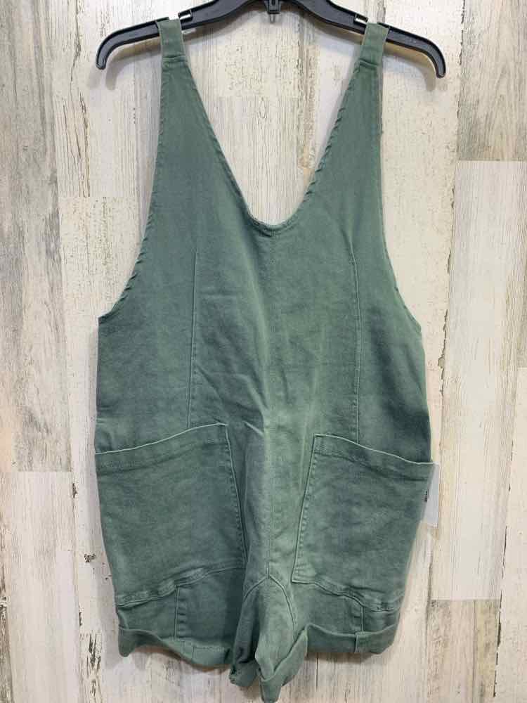 NWT Size M ZENANA Tops Olive Solid OVERALLS Overalls/OLIVE OLVERALL'S SHORTS