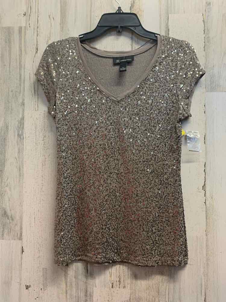 NWT INC Tops Size S Gray Sequined SHORT SLEEVES Blouse/GRAY SHORT SLEEVES W/ SIL