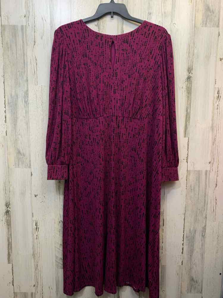 PRE-OWNED ADORN PLUS SIZES Size 20 MAGENTA 3/4 SLEEVE Dress