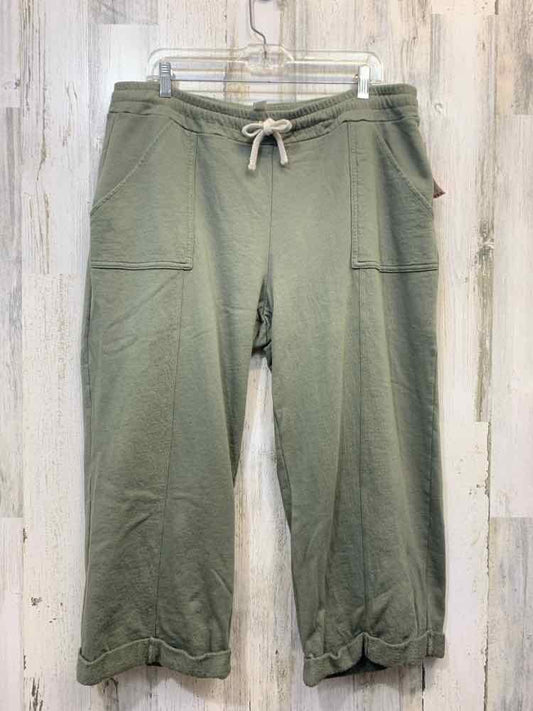 PRE-OWNED CHICOS BOTTOMS 10 Olive Solid JOGGER Activewear/OLIVE JOGGER ACTIVE PA