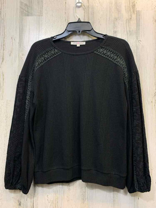 NWT JOY JOY Tops Size S Black LONG SLEEVES TOP