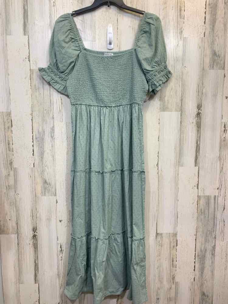 NWT AND NOW THIS Dresses and Skirts Size 1X Green SHORTSLEEVE Dress