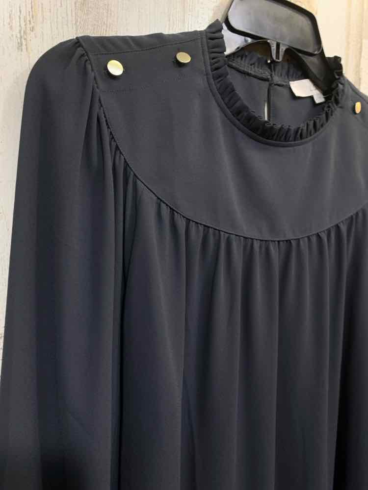 PRE-OWNED LOFT Size M Gray MOCK NECK Solid LONG SLEEVES SHOULDER BUTTONS BLOUSE