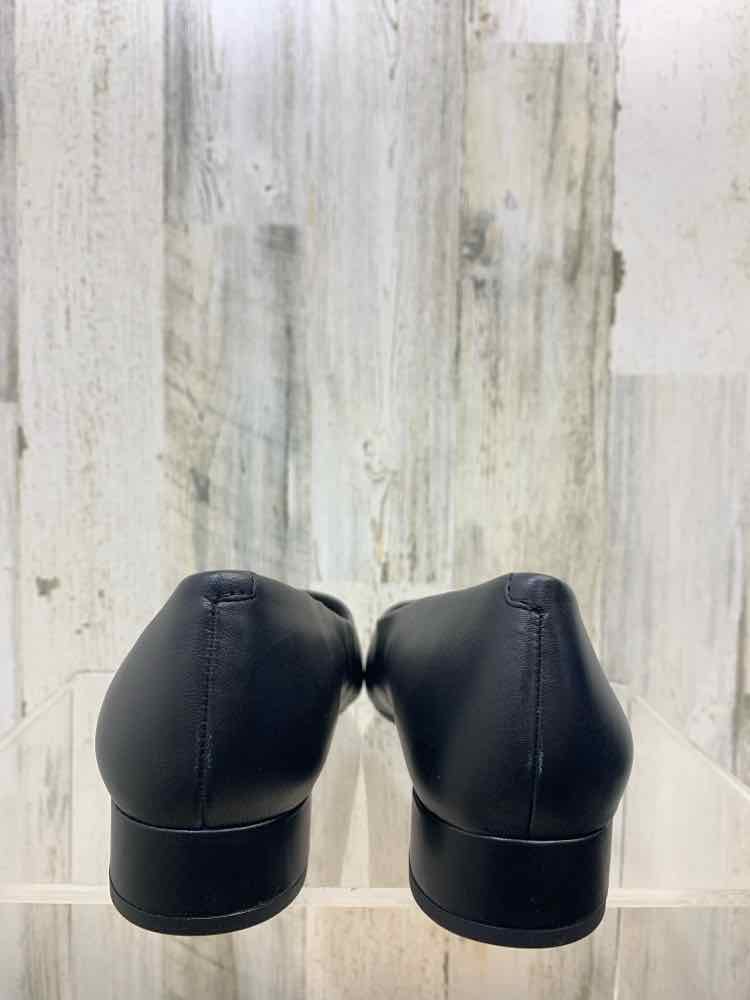 NWT EASY SPIRIT SHOES Shoe Size 7 Black Shoes/POINTY FRONT PUMP
