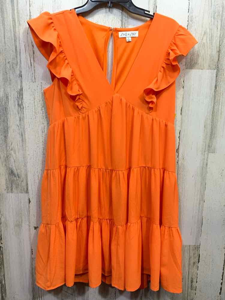 PRE-OWNED SHE + SKY Dresses and Skirts Size L Orange TIER TIERED Dress/ORANGE TI