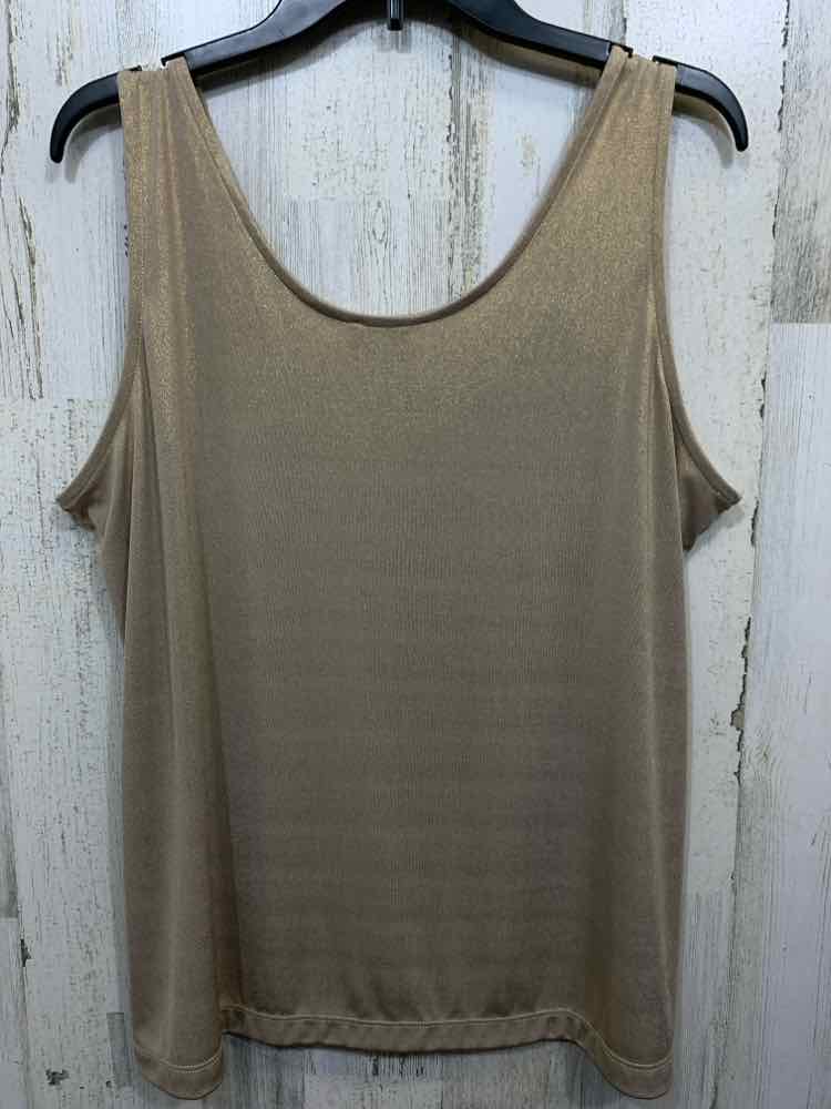 PRE-OWNED CHICOS CHAMPAGNE SCOOP-NECK TANK TOP