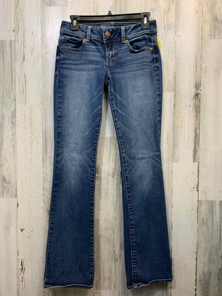 Size 4 AMERICAN EAGLE BOTTOMS Blue Denim BOOT Jeans