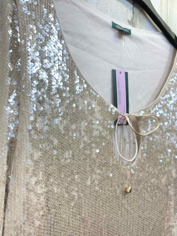 NWT WILD FABLE Tops Size XXL OFF WHITE Sequined BELL SLEEVES TOP