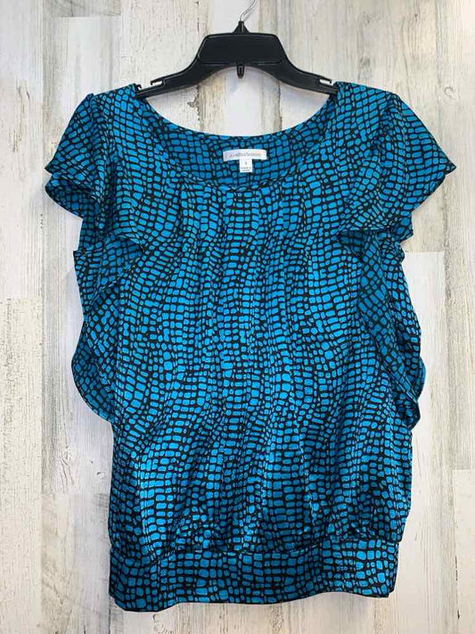 PRE-OWNED JOHN PAUL RICHARD Tops Size S BLU/BLK SQUARE RUFFLE SLEEVE TOP