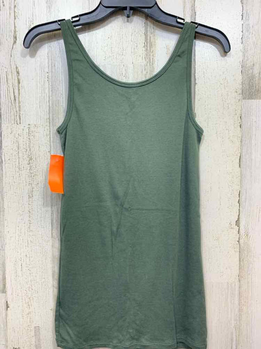 PRE-OWNED MERONA Tops Size L Green Solid Tank Top