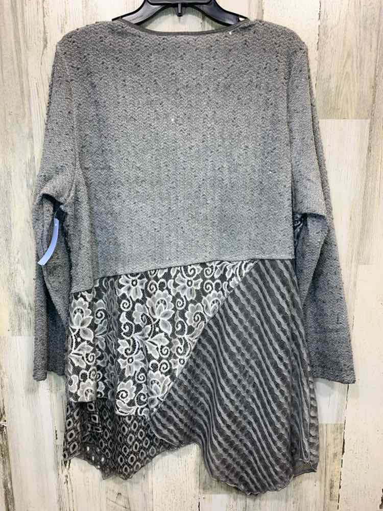 NWT LULU B Size XL Tops Gray polyester MULTI-PATTERN LONGSLEEVE SWEATER
