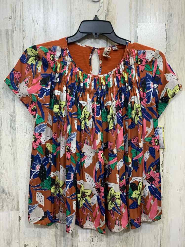 PRE-OWNED Size M DOLAN LEFT COAST COLLECTION Tops Floral SHORT SLEEVES