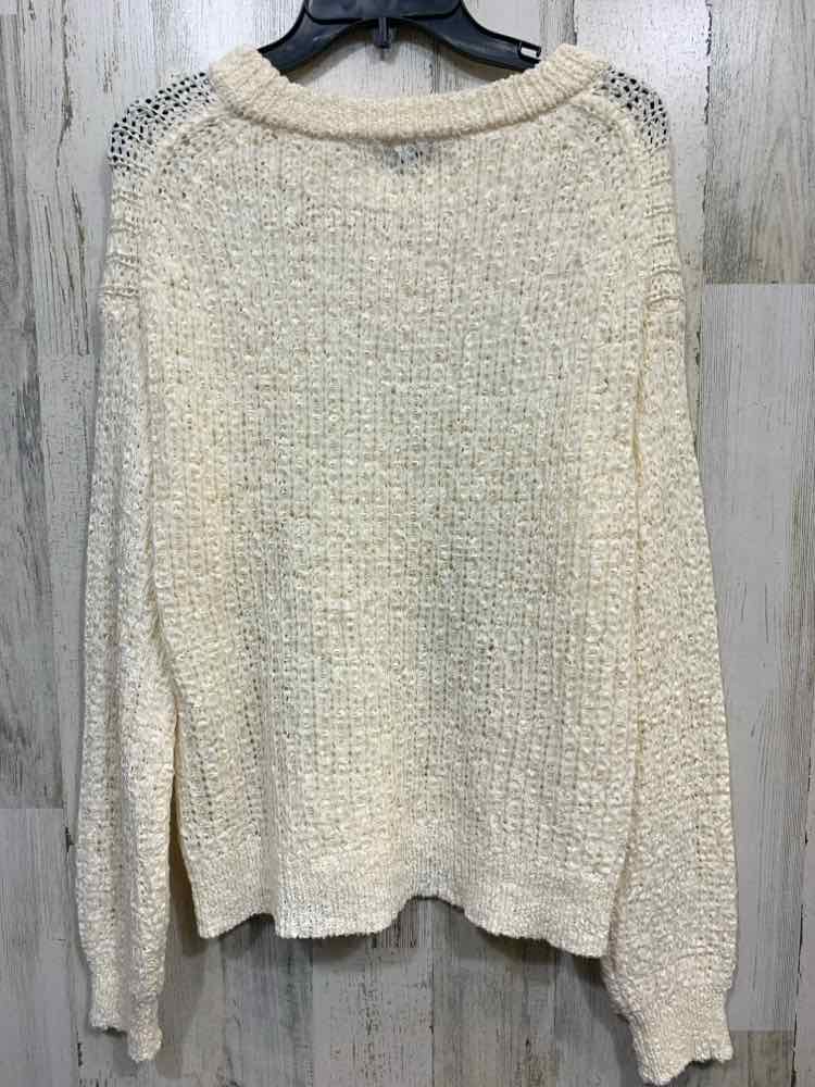 NWT A NEW DAY Size L Tops Cream SCOOP NECK SWEATER