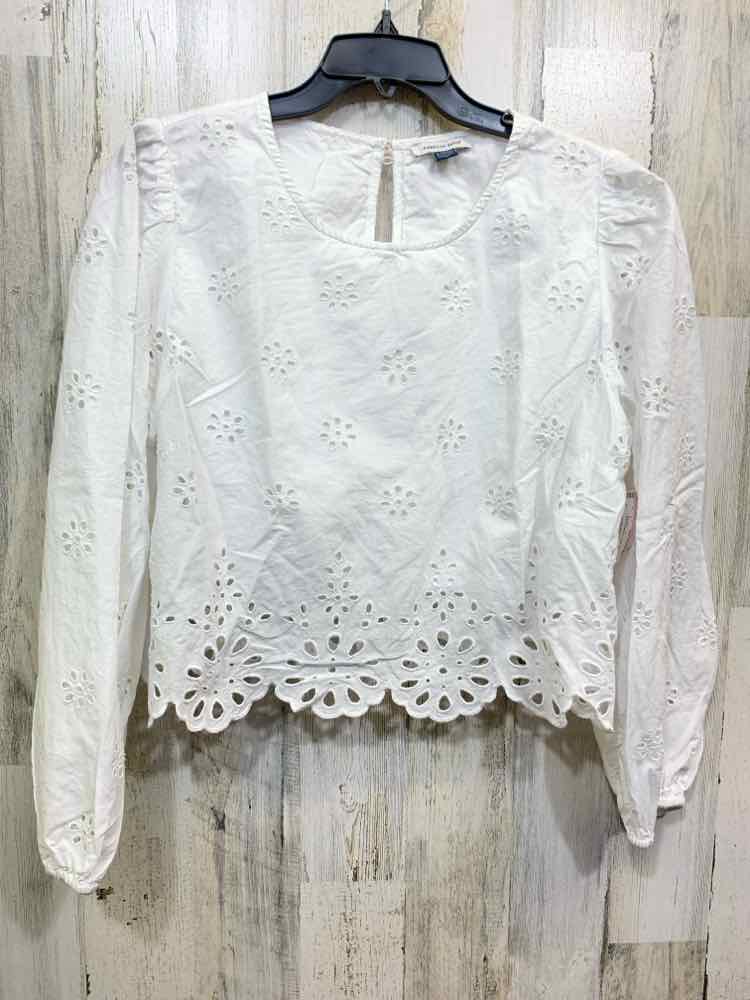 PRE-OWNED AMERICAN EAGLE Tops Size XL White Eyelet CROP Blouse/WHITE EYELET FLOR