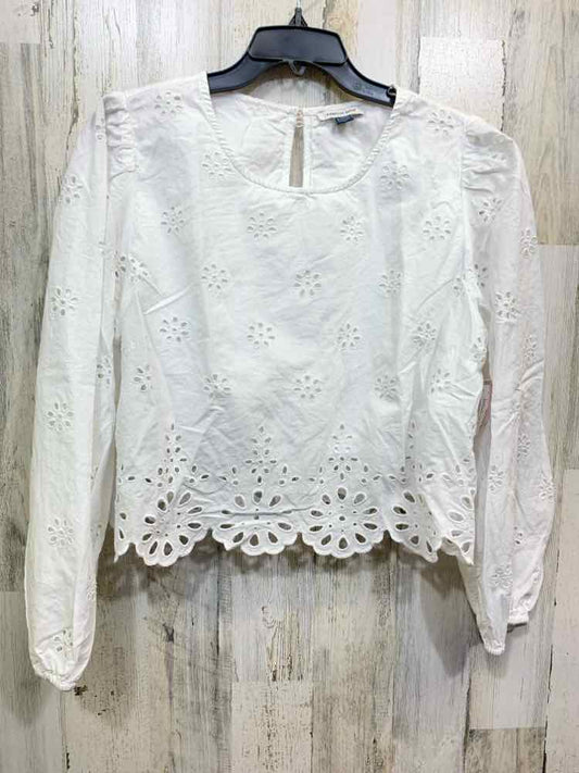PRE-OWNED AMERICAN EAGLE Tops Size XL White Eyelet CROP Blouse/WHITE EYELET FLOR