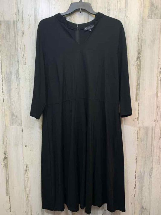 PRE-OWNED ELOQUII PLUS SIZES Size 22 Black 3/4 SLEEVE Dress