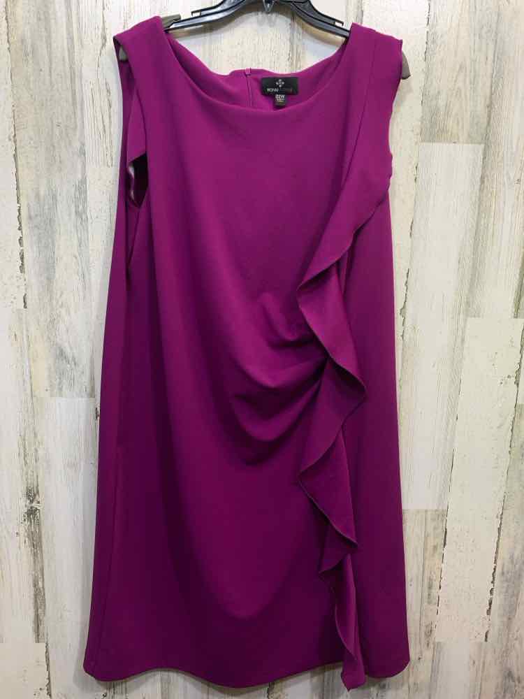 PRE-OWNED RONNI NICOLE Dresses and Skirts Size 22W Purple Solid SHEATH Dress/PUR