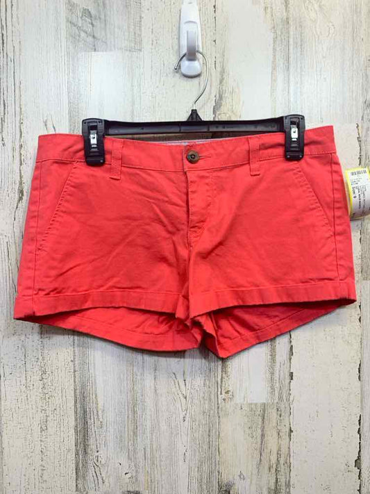 PRE-OWNED Size 9 SO BOTTOMS CORAL Solid SHORTS Shorts/CORAL SOLID SHORTS