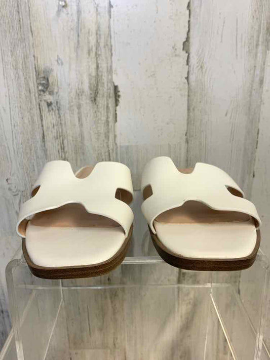 NWT A NEW DAY SHOES Shoe Size 8 White Solid SANDALS Sandals/WHITE SLIP ON, OPEN