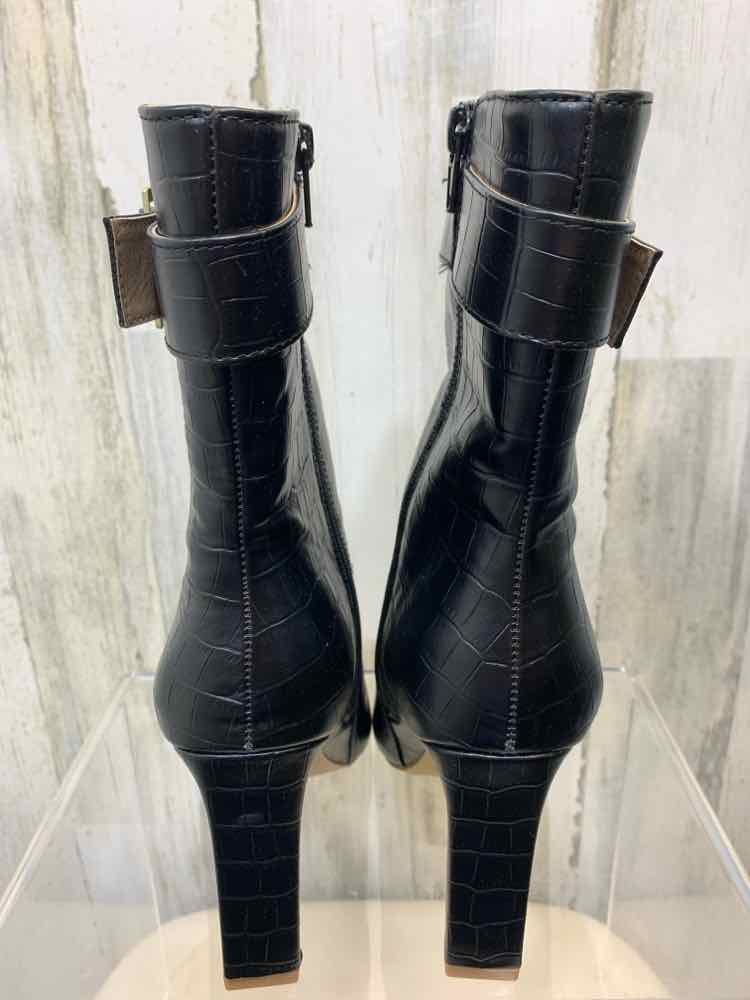 NWT JOURNEE COLLECTION SHOES Shoe Size 7.5 Black ALLIGATOR Boots ELAINE SLIM HEE