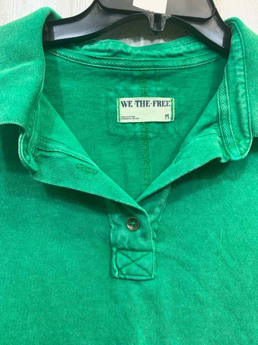 PRE-OWNED WE THE FREE Tops Size M Green SLEEVELESS/ 1/2 BUTTON COLLAR Blouse