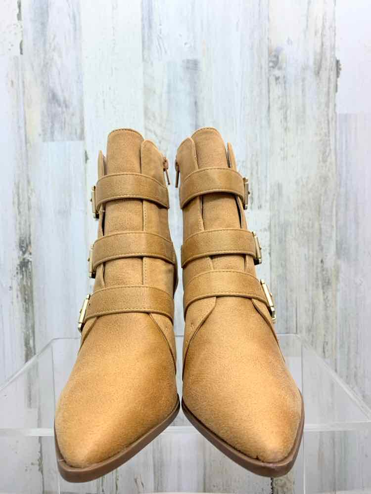 NWT SHOES Shoe Size 8 Tan ANKLE BOOT Boots/TAN ANKLE BLOCK HEEL BOOT W/ BUCKLES