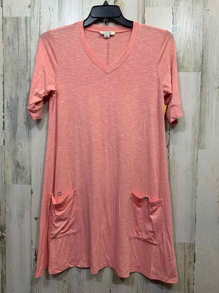 PRE-OWNED SIMPLY NOELLE Dresses and Skirts Size S/M Peach SHIRT DRESS Dress/PEAC