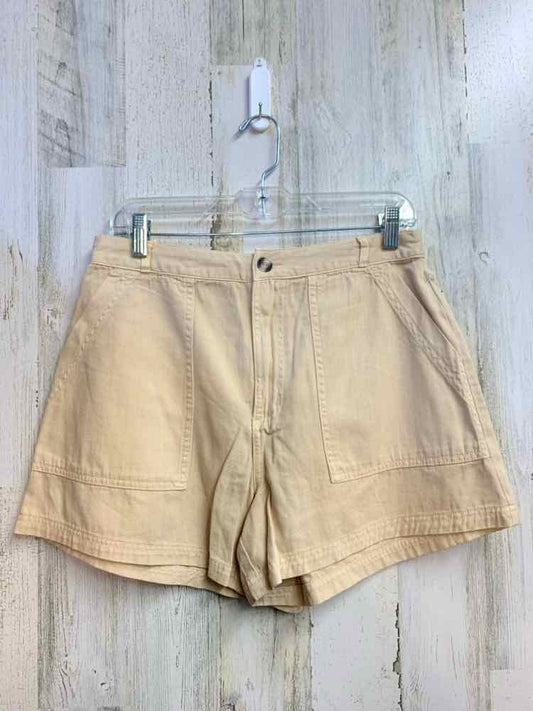 NWT Size 8 UNIVERSAL THREADS BOTTOMS Tan SHORT Shorts