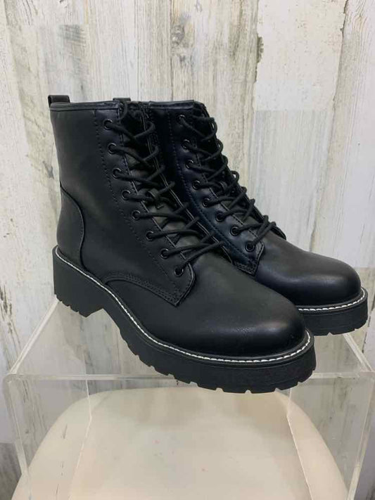 NWT MADDEN GIRL SHOES Shoe Size 10 Black COMBAT BOOT Shoes/BLACK COMBAT BOOT. IN