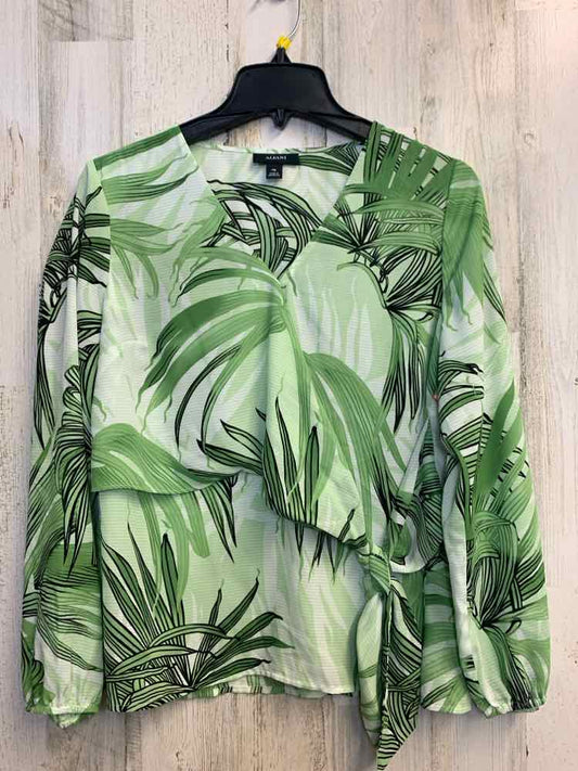 NWT ALFANI Tops Size PM Green LEAFS LONG SLEEVES TOP