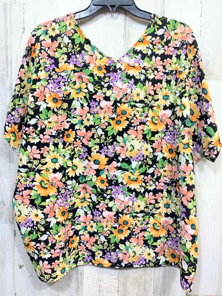 NWT JODIFL Tops Size M WHT/PRPL/YLOW Floral BAT SLEEVES/V NECK Blouse