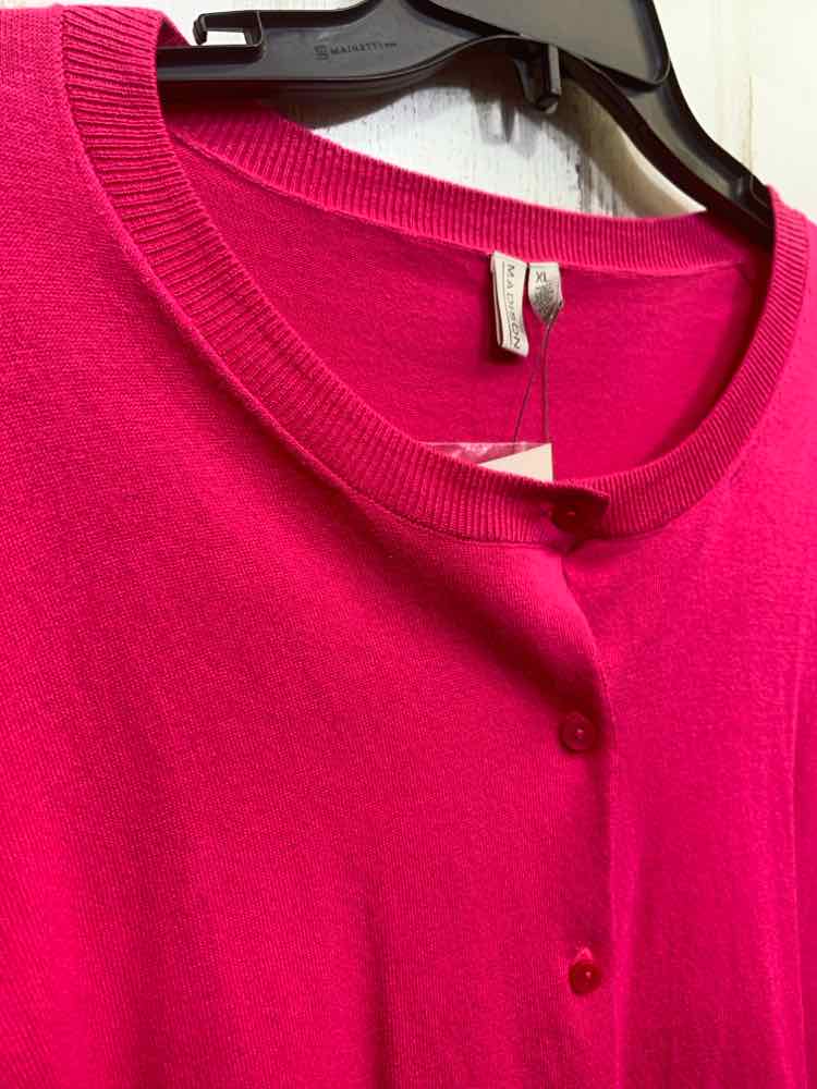 NWT MADISON Size XL Tops FUSHIA LONG SLEEVE BUTTON UP Cardigan