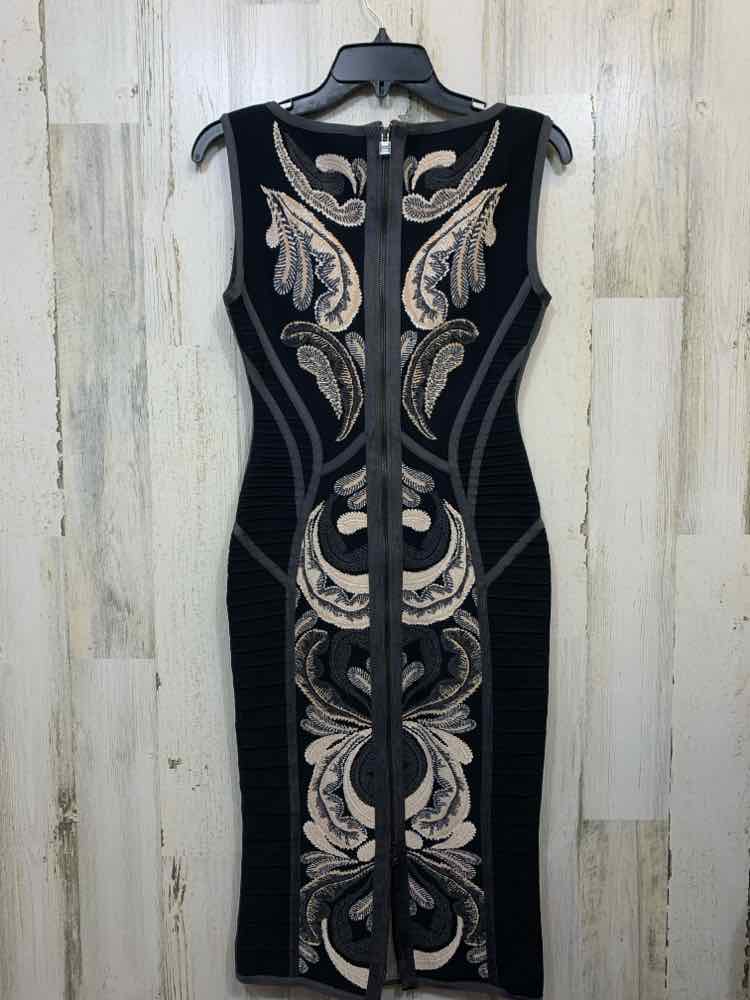 PRE-OWNED HERVE LEGER Dresses and Skirts Size M Black Floral SLEEVELESS Dress