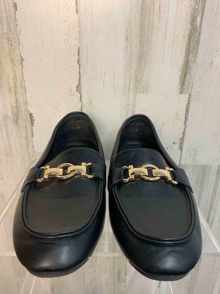 PRE-OWNED CVISTPIEO SHOES 10W BLK Shoes/LOAFERS W/GOLD ACCENT