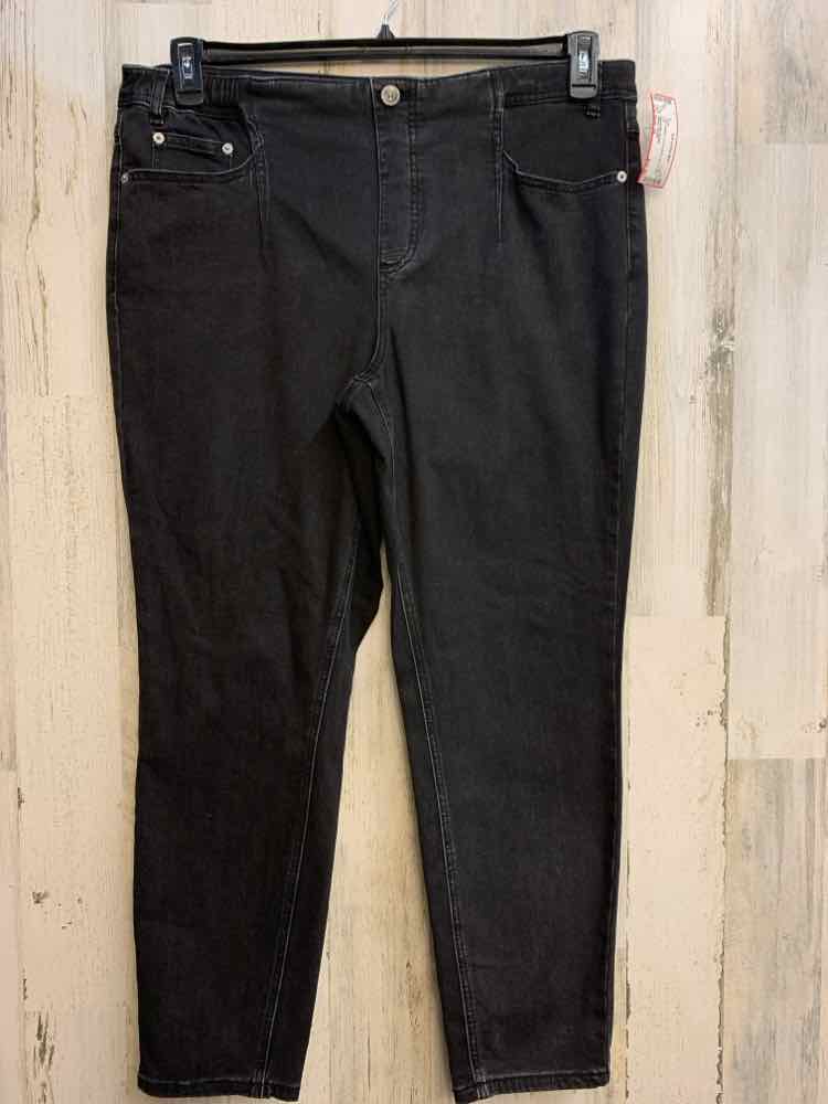 PRE-OWNED Size 16 TRIBAL JEANS PLUS SIZES BLK SLIM LEG Pants/HIGH RISE JEANS