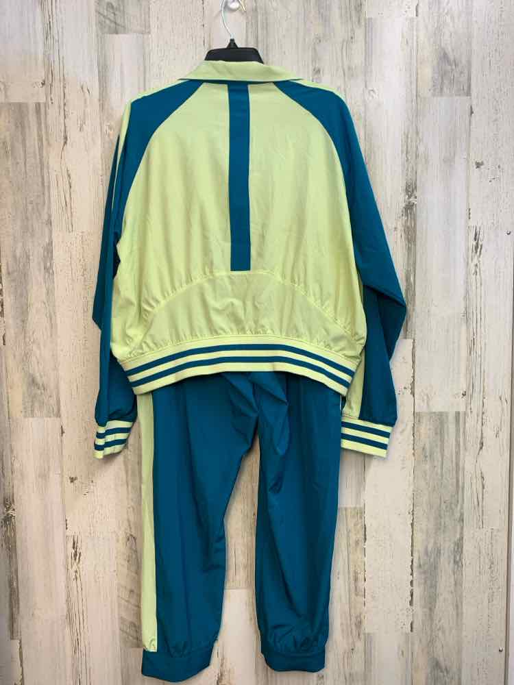 PRE-OWNED Size XL TEK GEAR Activewear NOEON GRN/AQUA 2PC 2PC Ensemble/TRACKSUIT