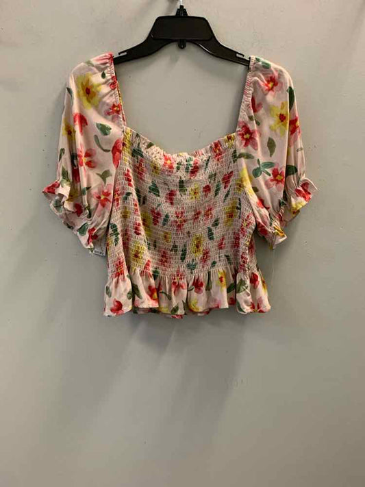 BLUE B Tops Size L PCH/RED/GRN/YLW Floral SHORT SLEEVES TOP