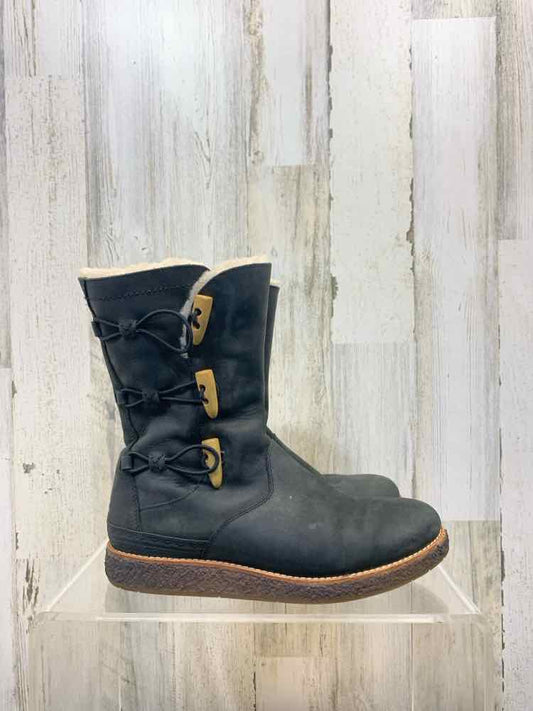 PRE-OWNED UGG SHOES Shoe Size 7 Black SUEDE BOOT Boots/BLACK UGG MID-CALF BOOT.