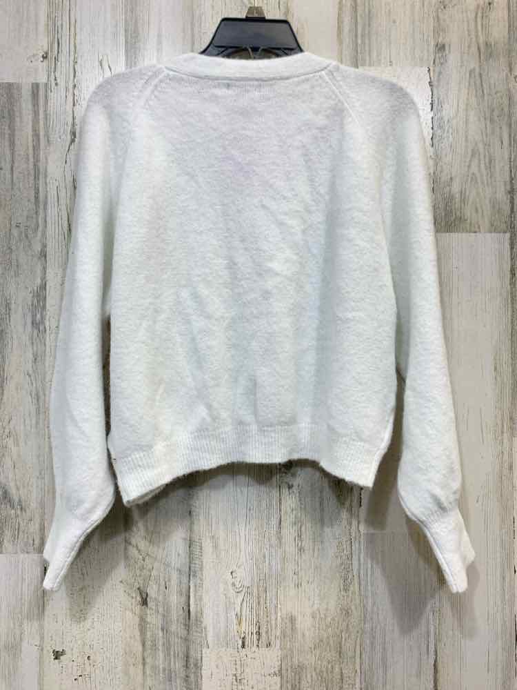 NWT WILD FABLE Tops Size M White LONG SLEEVES Sweater