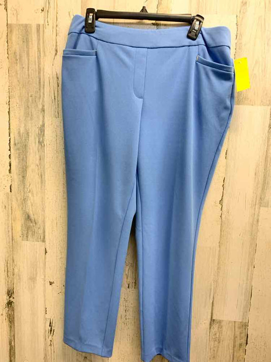 PRE-OWNED Size L CATO BOTTOMS LIGHT BLU Solid CAPRI Pants