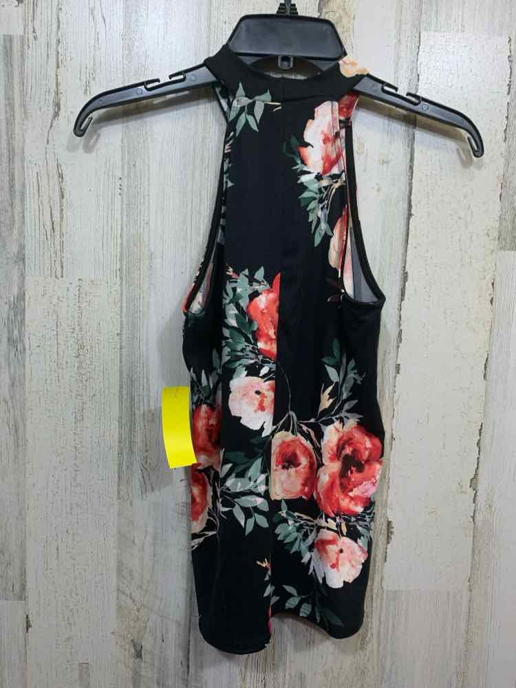 NWT SPICEWEAR/HALTER NECK W/ FRONT KEYHOLE CUTOUT