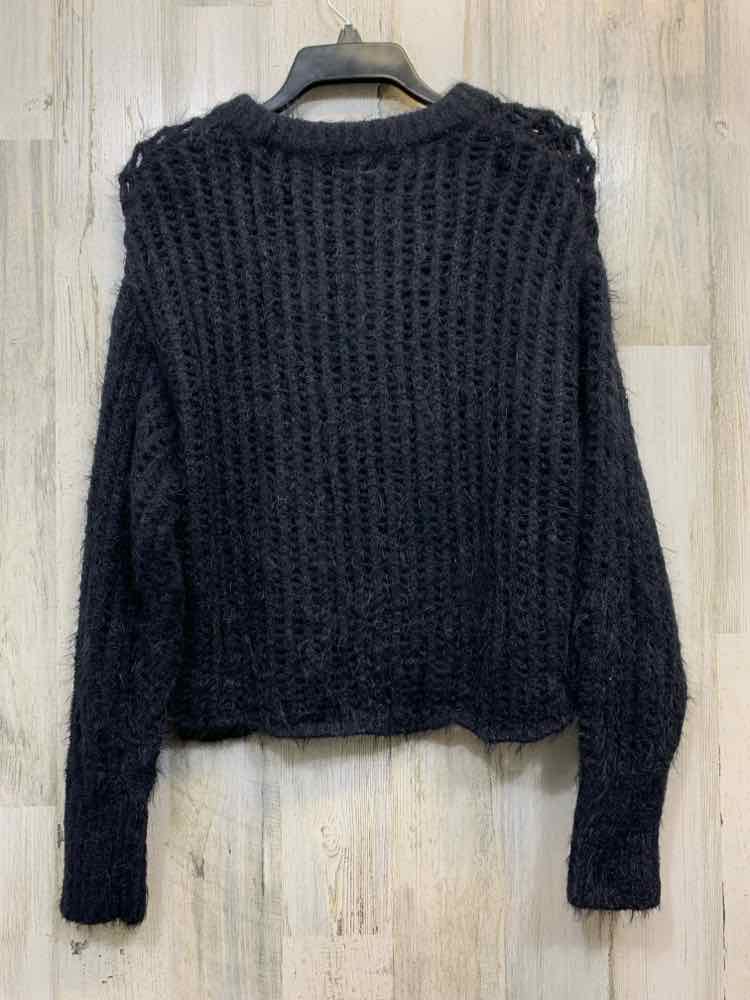 NWT UNIVERSAL THREADS Tops Size M Black LONG SLEEVES Sweater